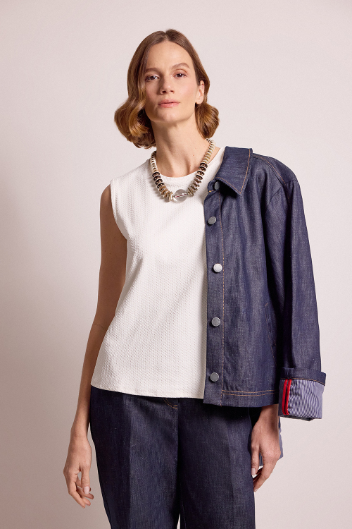 Descubra a Blusa Alecrim que oferece um toque de sofisticação e conforto para qualquer look. Acesse!